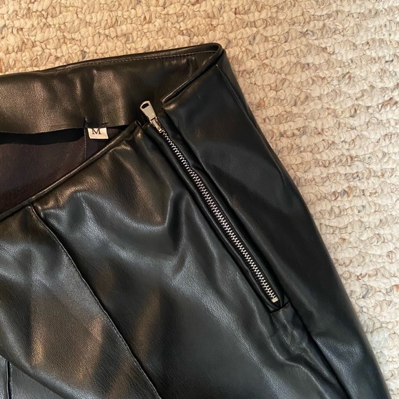 Leather pants - Picture 2 of 3